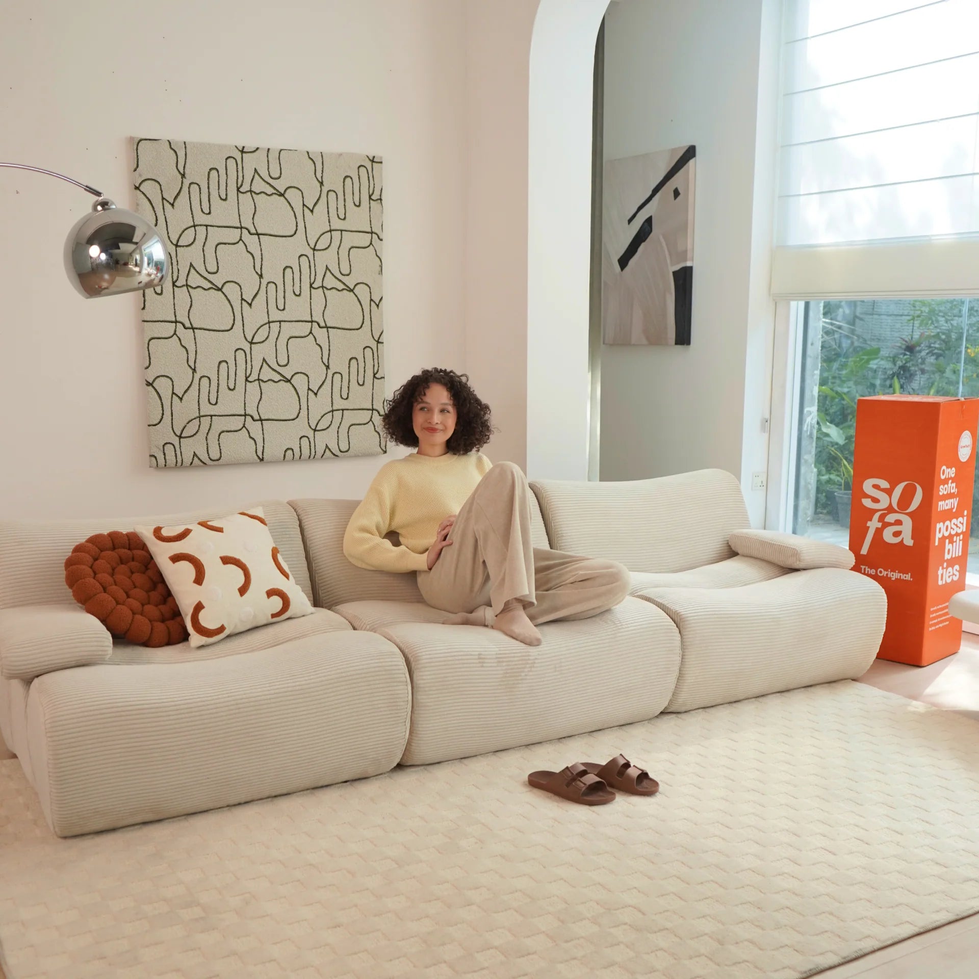 <tc>Sofa na Caixa</tc> Ortler em Boucle - Linho